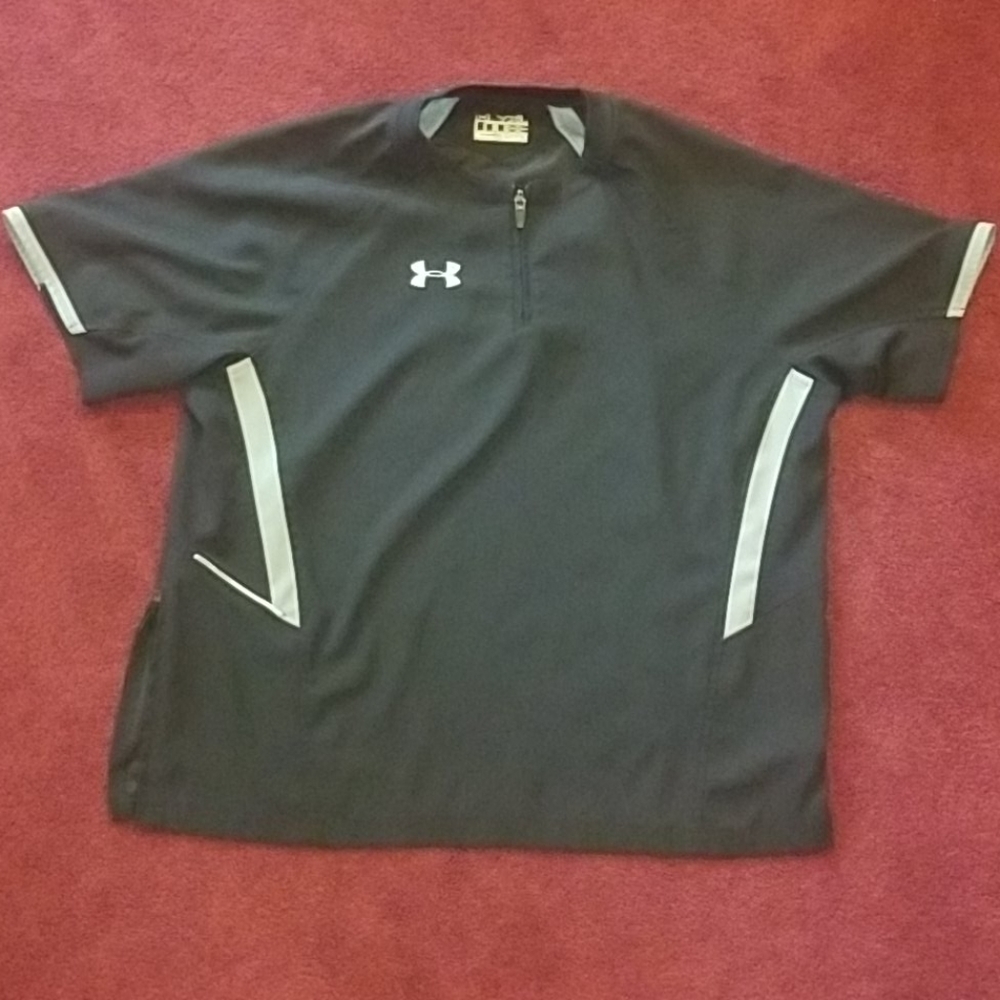Under Armour YXL Shirt